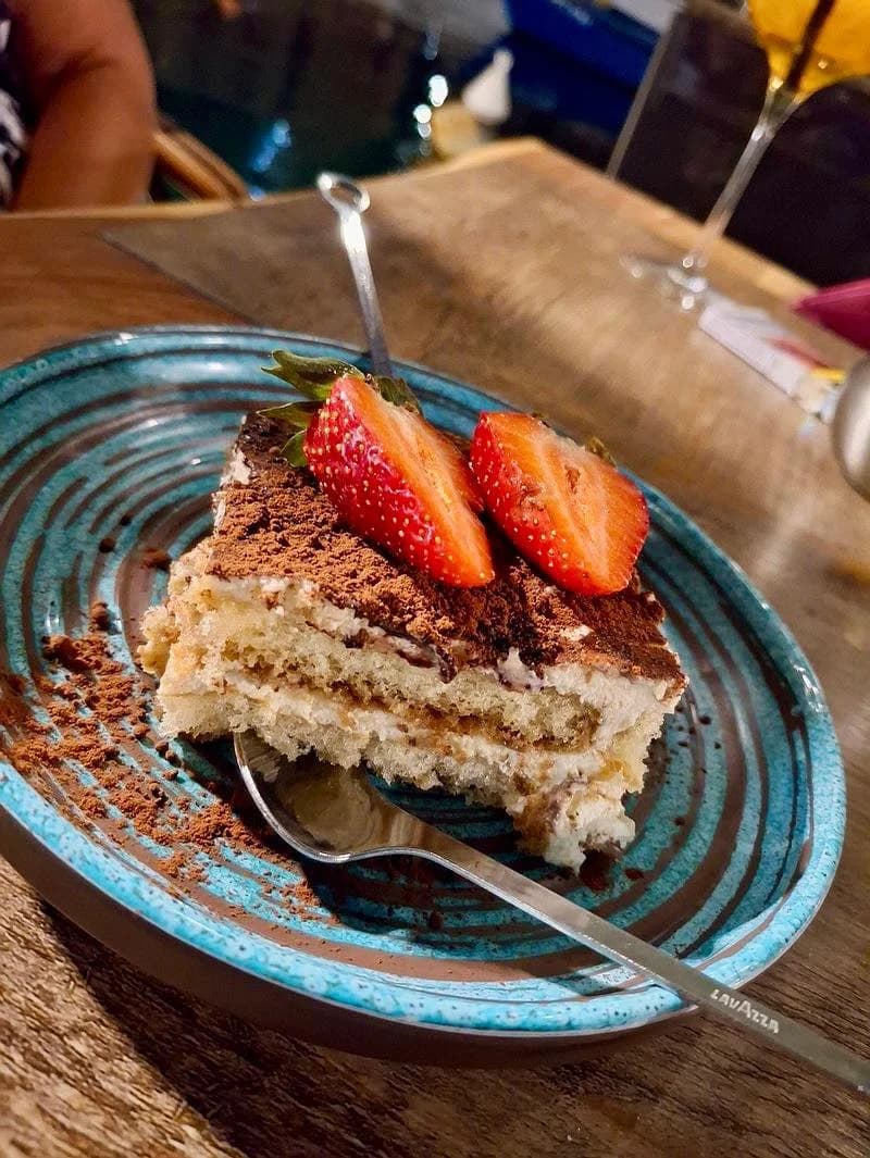tiramisu with fresh strawberries